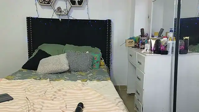 charlotte_077 webcam