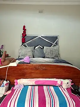 Webcam Model (ThickianaRider)  is live.Free join now!