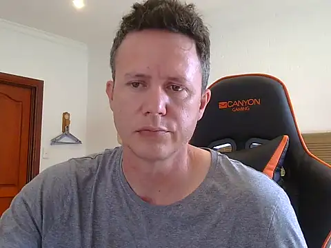 TroyDieselXXX webcam