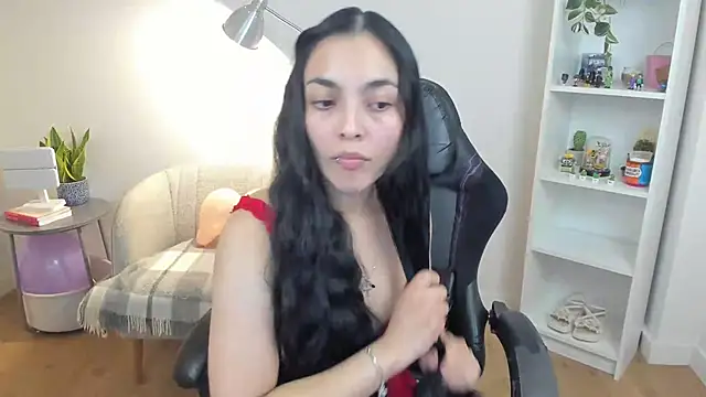 _bellaevans_ - _BellaEvans_'s free webcam - UK Sex Cams