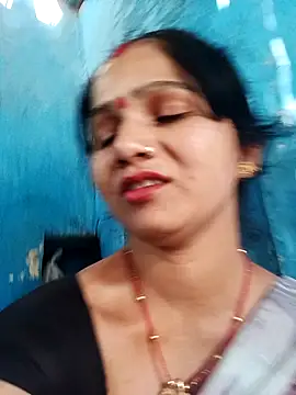 jooli_xx - Jooli_xx's free webcam - UK Sex Cams