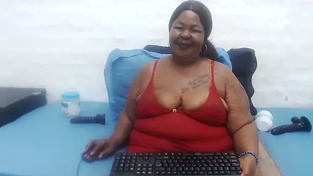 MatureMilfxxx webcam