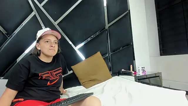 Alyssa_Noah webcam