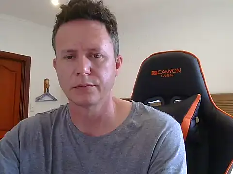 TroyDieselXXX webcam