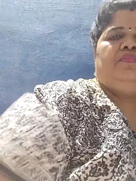 tamilthanushri webcam