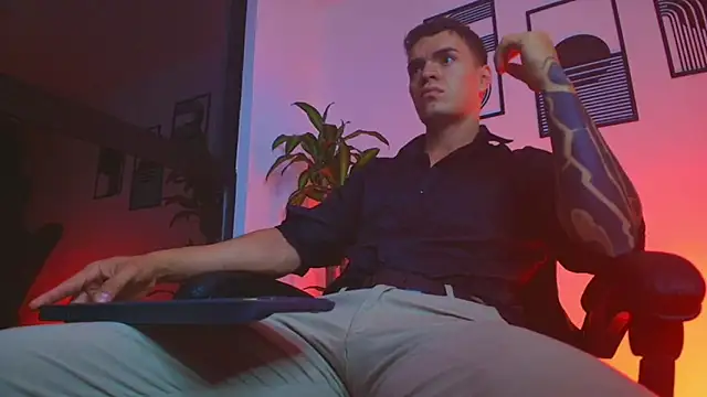 ALPHA_DOMINUS_ live sex cam