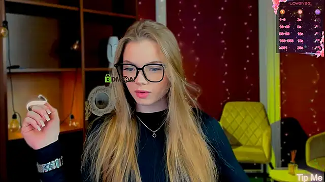 maddy_moah - Maddy_moah's free webcam - UK Sex Cams