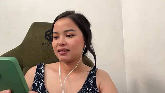 ChristenaShogren live sex cam