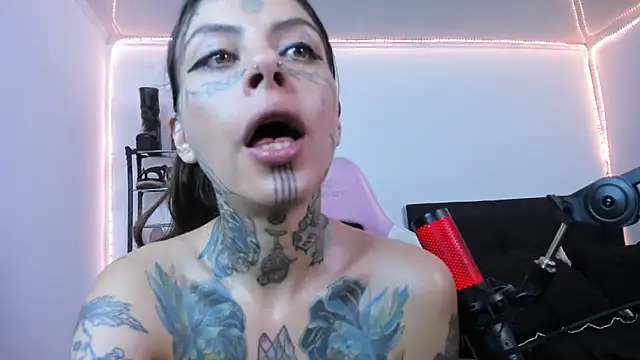 arinka_deniska333 webcam