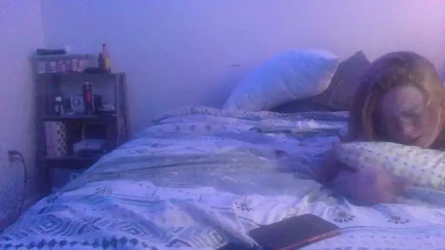 AttentionSluts webcam