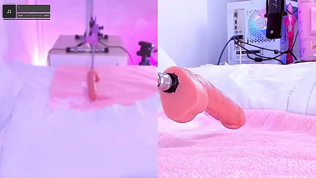 amberthomson_cm webcam