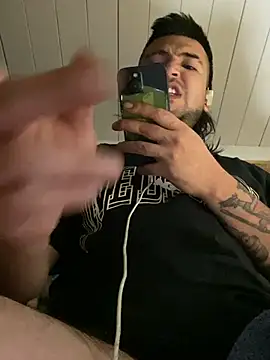 GusanoDelicioso webcam