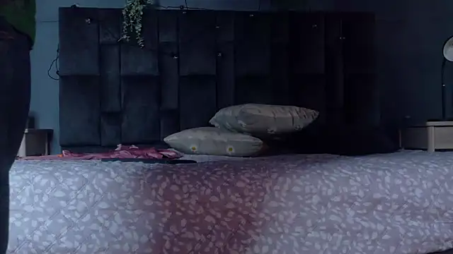 AndrewKenoxx_ webcam