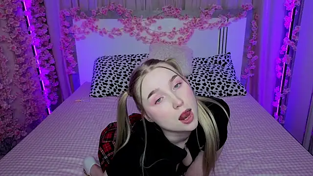 LilyStarlight webcam