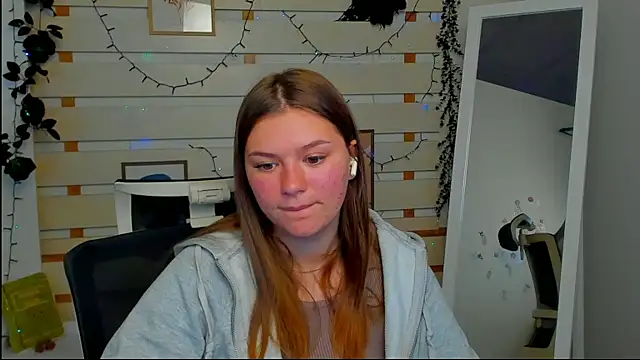 Josephine_Kiss webcam