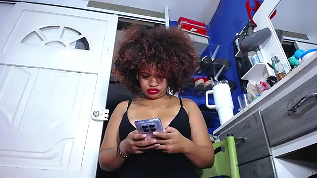 Squirter_pussybomb webcam