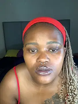 ThickPearlx23 webcam