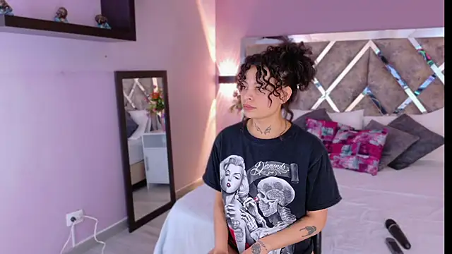 KatherineGomez webcam