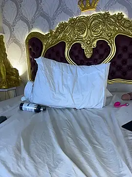 KendralHolson webcam