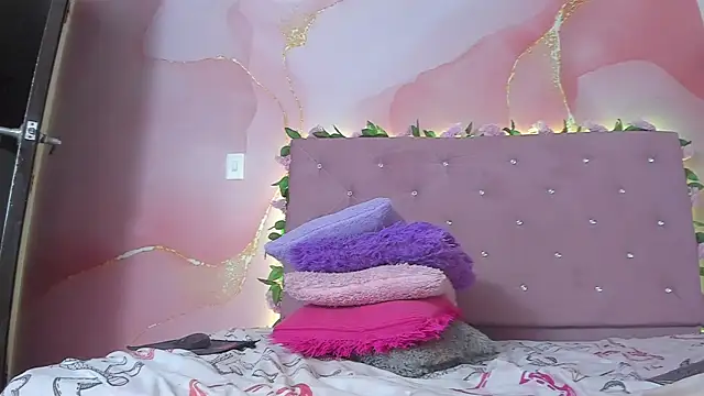 violet_taylor_ webcam