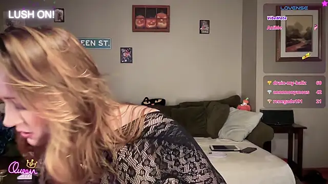 greenxxxqueen webcam