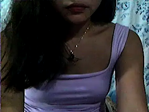 AsianPinay18 webcam