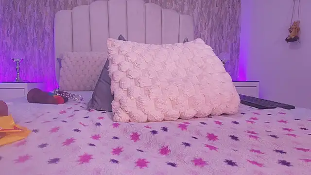 raven_lilith_ webcam