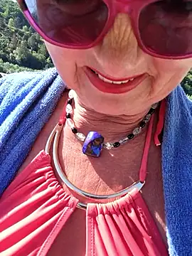 Hot-Muci live sex cam