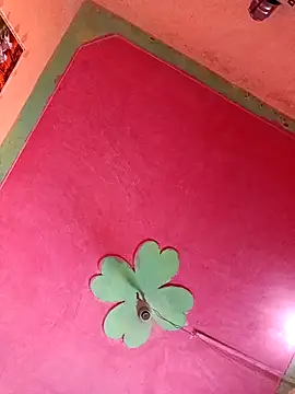 Riyakumari_hot66 webcam