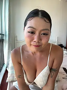 美女ruanruan05在线直播