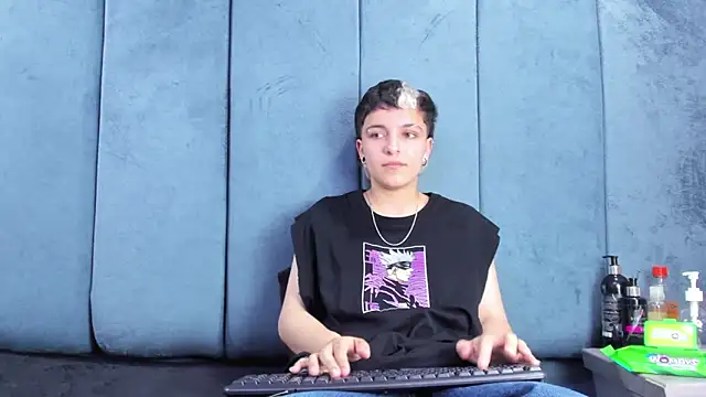 Megan_Thompson_ webcam