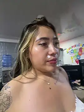 ManuelaVeeleez webcam