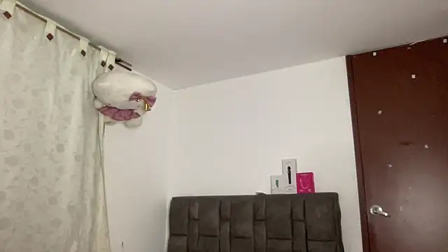 salome_polaniiee webcam