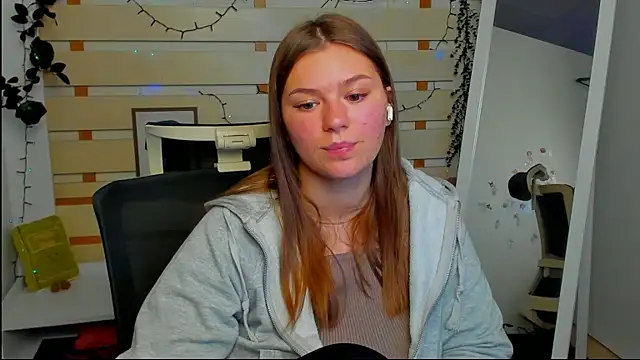 Josephine_Kiss webcam