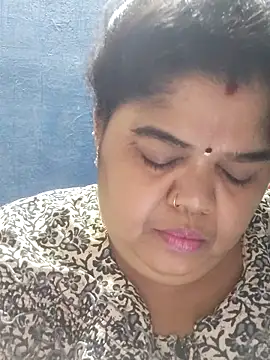 tamilthanushri webcam