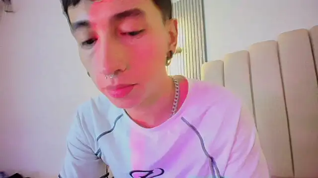 lian_cameron (M twink) - show cum+eat cum