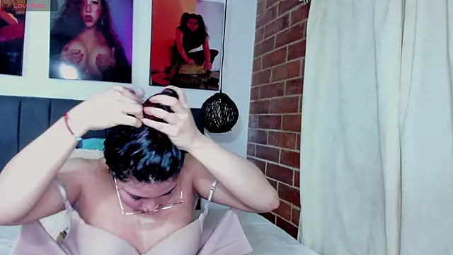 kyliejenner_hot webcam