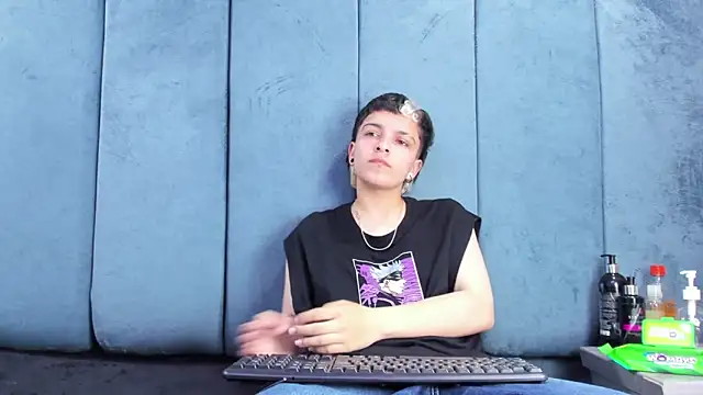 Megan_Thompson_ webcam