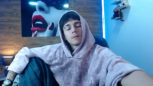 AmethystShadow17 webcam