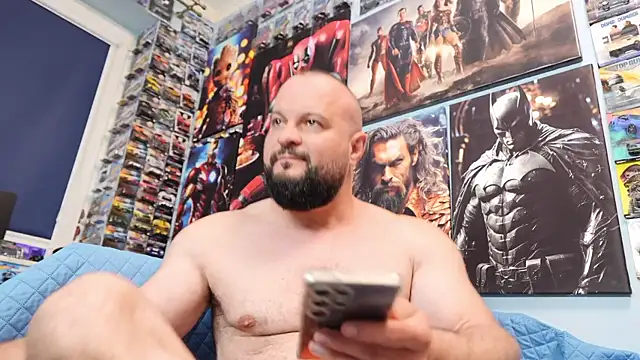 Muscle_Bear webcam