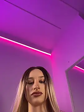 ScarletFlameee webcam