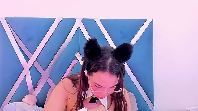 aniemorningstar webcam