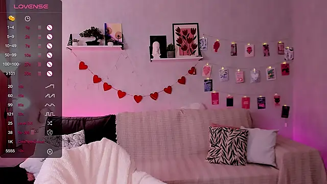 velvet_cherry_ webcam