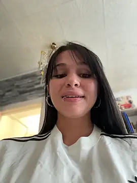 vendimur (F young) - ride a dildo