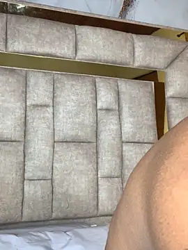 emiliano_reyes (M twink) - spank for 10 🖐️🔥