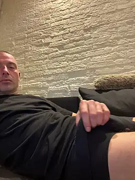 rotteei1 (Ask my age) - Show Dick in car public