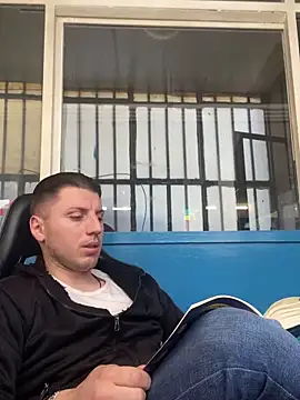 allee2206 (M young) - Aiutami a comprare la mia macchina💋