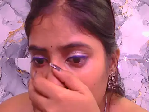 Aayesha-queen webcam