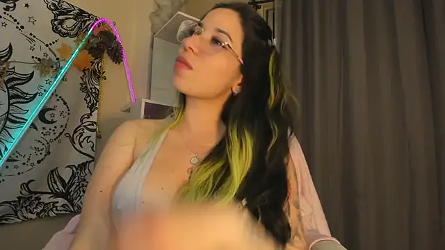 laughing_natty (F young) - Take Off Bra