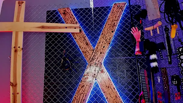 dena_bdsm (Ask my age) - let's spank miss x2min